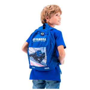 Tyylikäs lasten Paddock Blue -reppu on täydellinen kouluun, lomalle tai urheiluun. Erittäin toimiva ja kätevä reppu, jossa on useita taskuja, säädettävät olkaimet ja kantolenkki. 